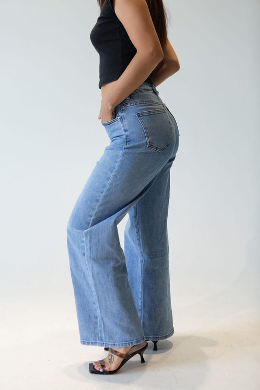 Wide Leg Jeans